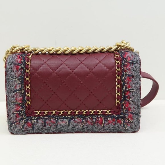 Chanel Boy Small Around Winered Lambskin Bag - Picture 2 of 8